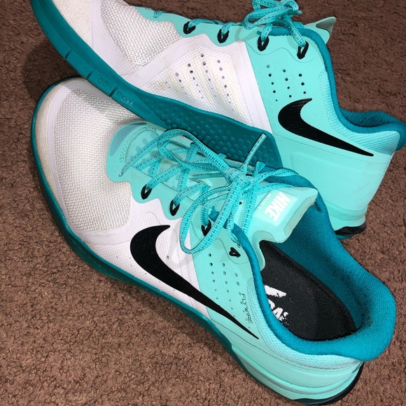 Women Nike metcons - Picture 1 of 4